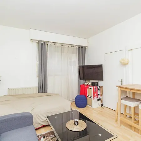 Bright Studio 25 M For 4 In The Heart Of Paris Parijs