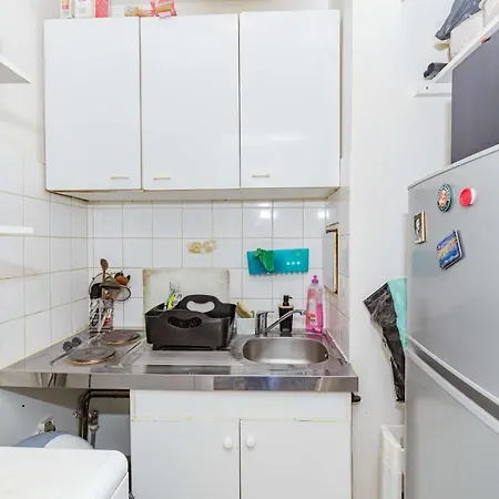 Appartement Bright Studio 25 M For 4 In The Heart Of Paris